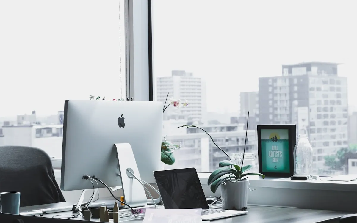 Night and Weekend Commercial Cleaning: Is It Right for Your Business?