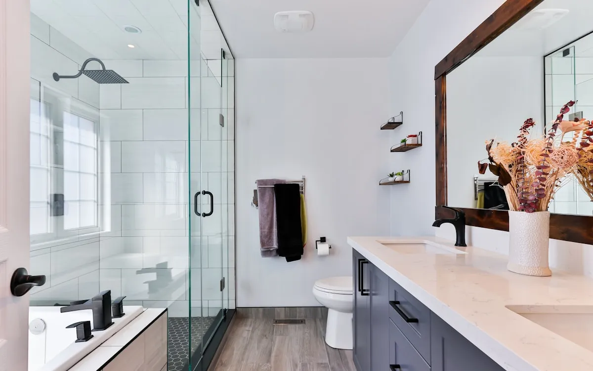 Commercial Carpet Cleaning & Hot Water Extraction Explained